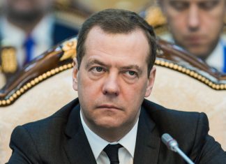 Dmitrij Medvegyev: idén 200 ezren szerződtek le az orosz fegyveres erőkhöz