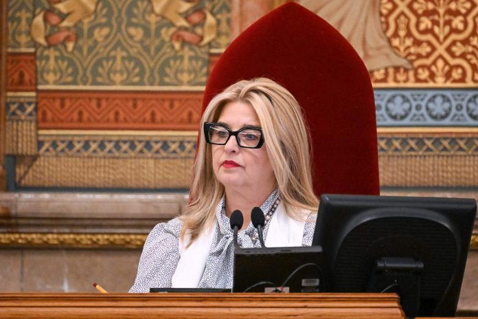 HALLERNÉ dr. NAGY Anikó